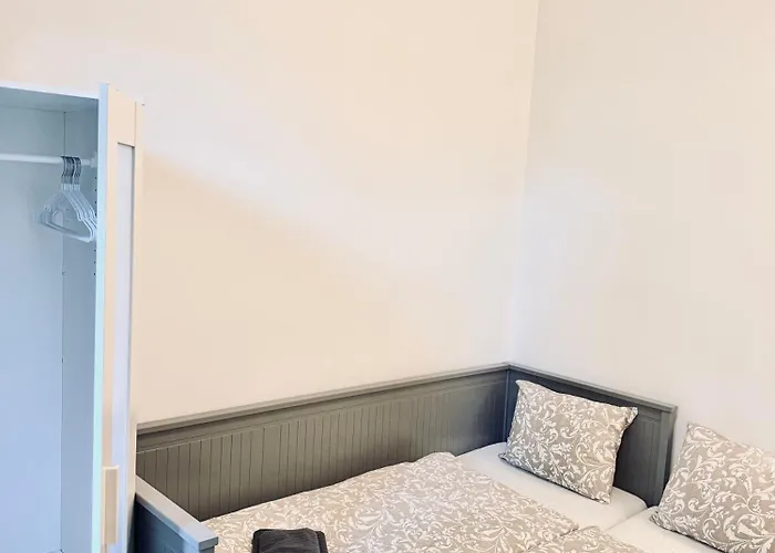 דירה Cozy Near