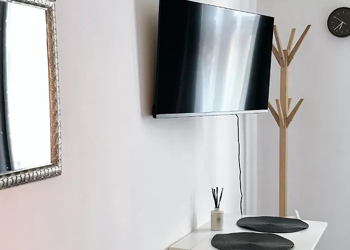 דירה Cozy Near פראג