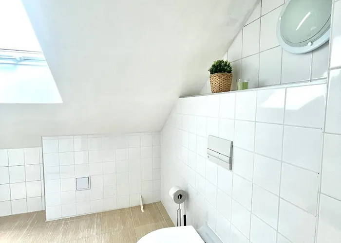 Cozy Near פראג