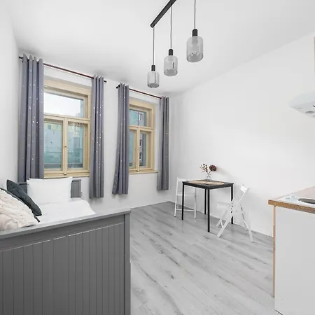Cozy Near Apartment