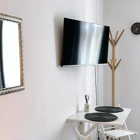 Apartment Cozy Near Prague