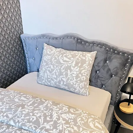 Apartment Cozy Near Prague